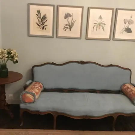 Chateau Des Fouilloux Bed & Breakfast *