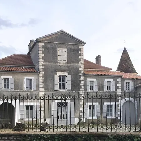 Bed & Breakfast Chateau Des Fouilloux *